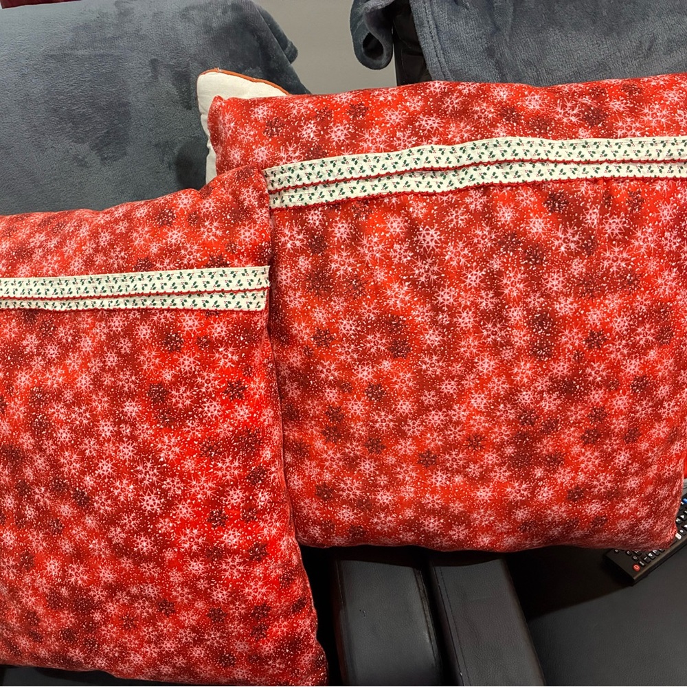 Red Snowflake Patterned Throw Pillows